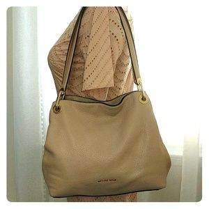 Michael Kors Pebble Leather Purse